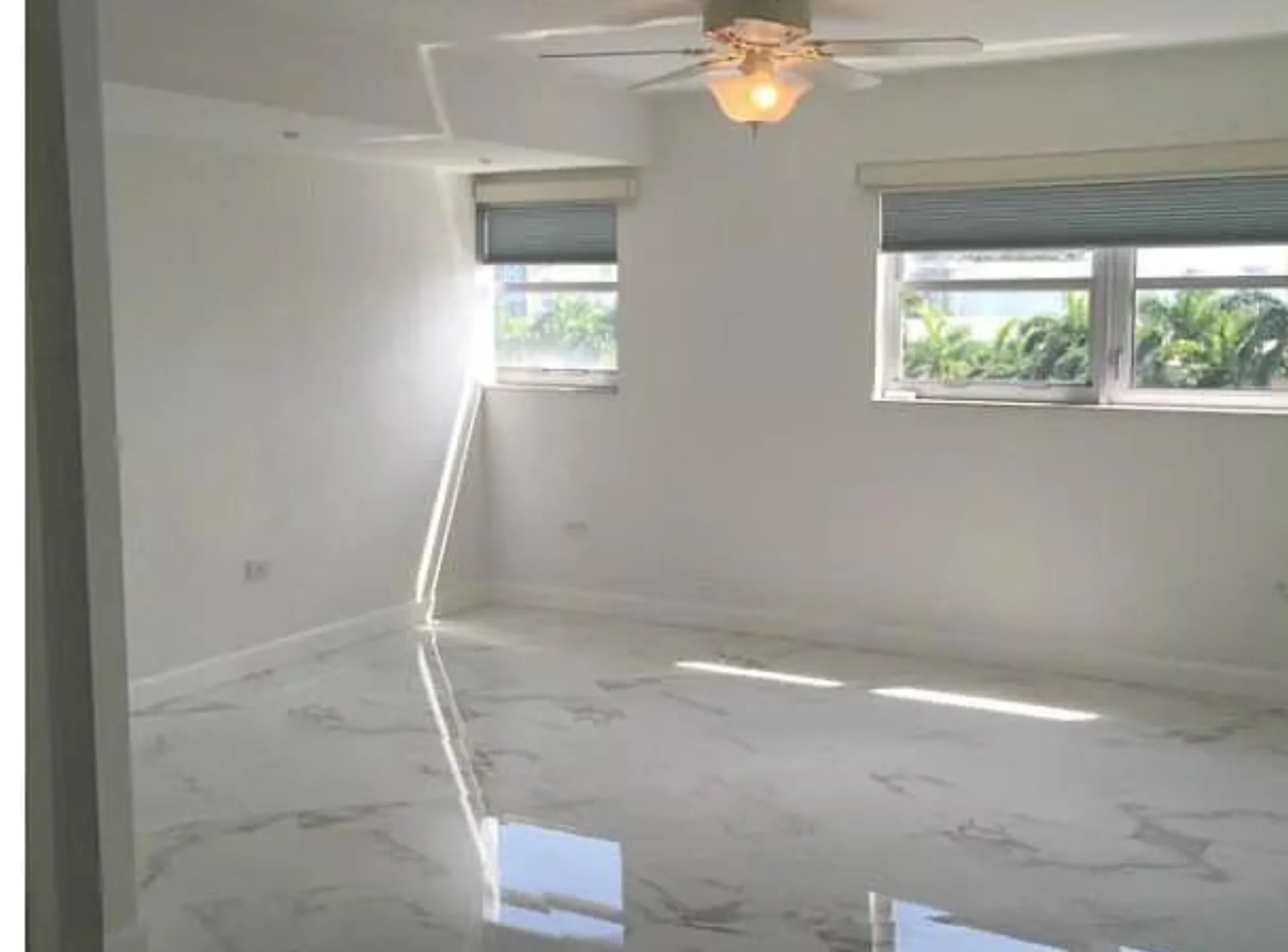 picture of the 3 bedroom apartment in 1881 washington avenue in south beach miami 4